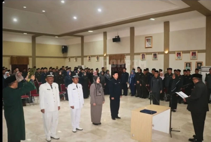Bupati Sukabumi Melantik 100 Pejabat Esselon IV